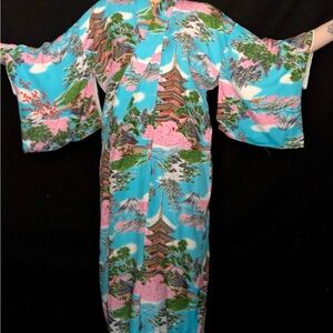 Vintage 1940's 1950's Vibrant Pagota Novelty Print Floral Rayon Japanese Kimono